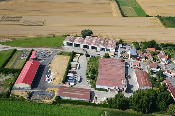 SA GROUPE CARRÉ en 2000. SA GROUPE CARRÉ en 2000.